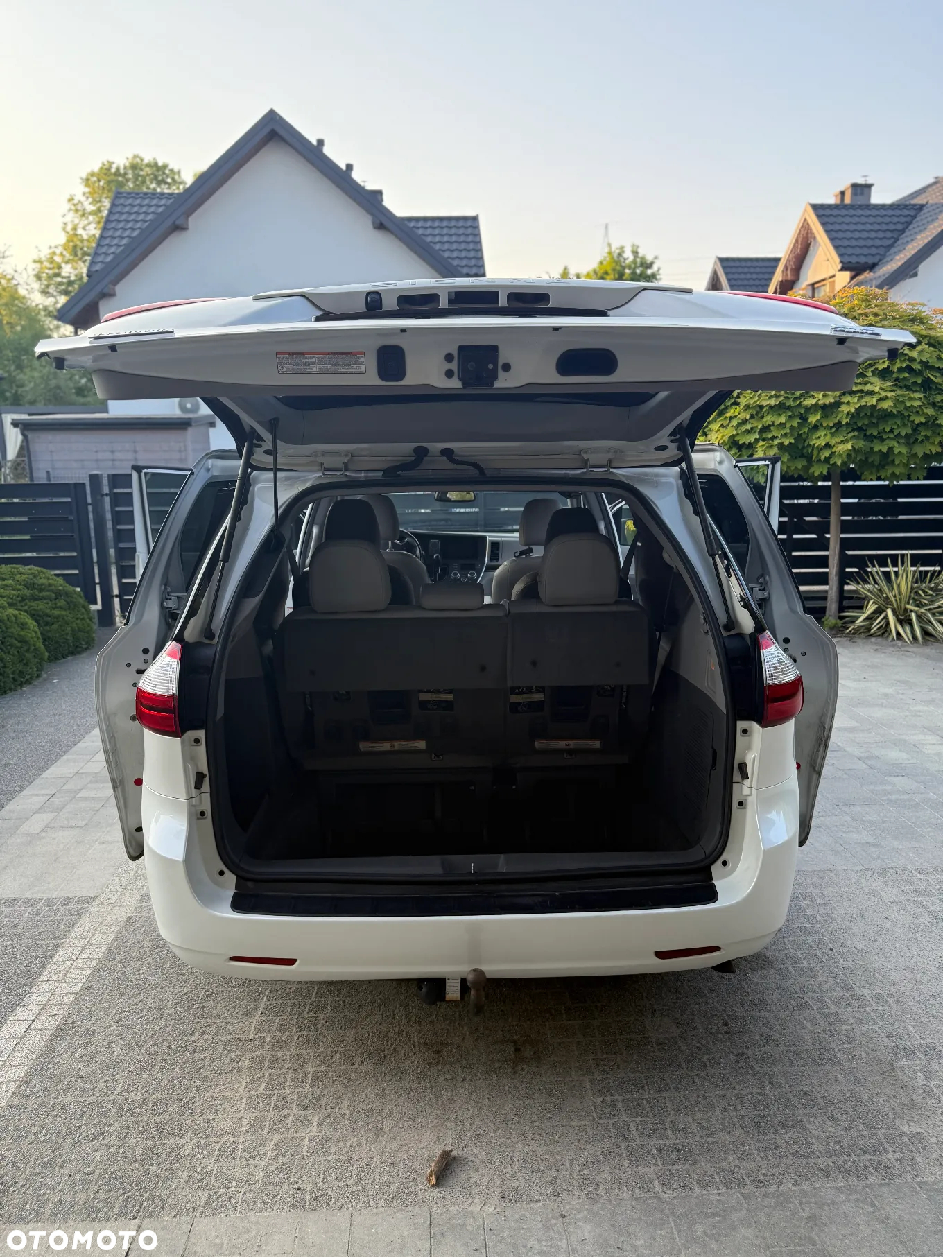 Toyota Sienna 3.5 V6 XLE AWD - 15