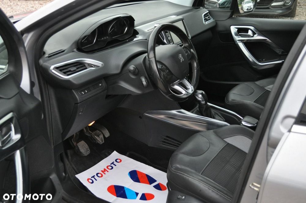 Peugeot 2008 120 VTI Allure - 16
