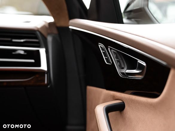Audi RS Q8 TFSI Quattro Tiptronic - 39