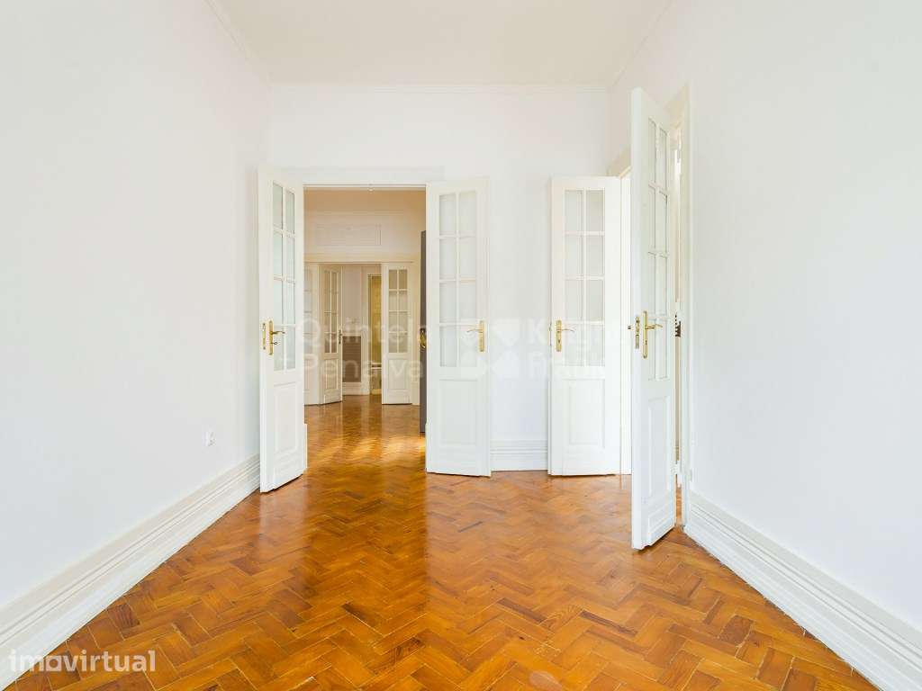 Apartamento T4 para arrendamento nas Avenidas Novas, em Lisboa - Grande imagem: 2/24