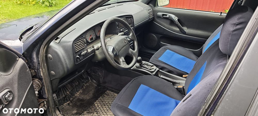 Volkswagen Passat 1.9 TDI - 4
