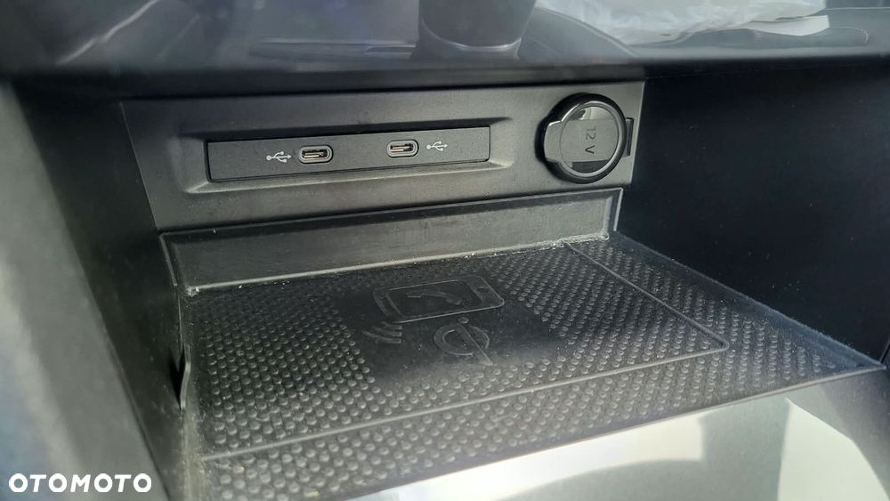 Volkswagen Tiguan - 10