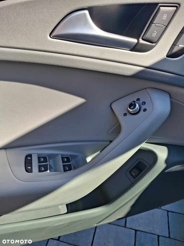 Audi A6 Limousine 2.8 FSI Quattro S tronic - 18