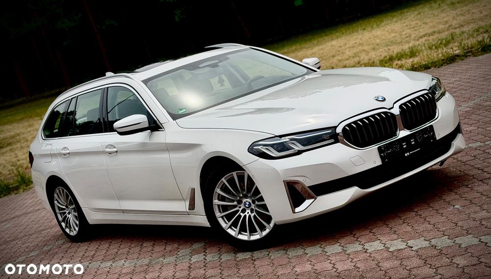 BMW Seria 5 530d xDrive mHEV Luxury Line - 8