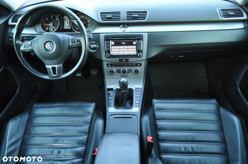 Volkswagen Passat 2.0 TDI DPF Highline - 4