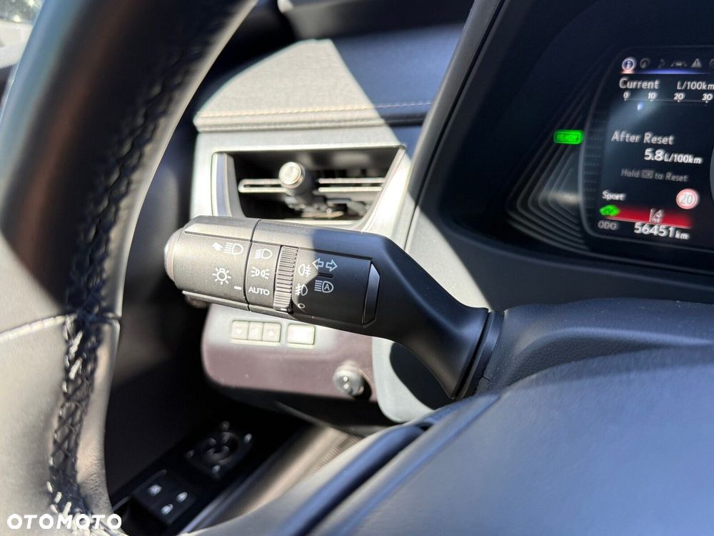 Lexus UX - 22