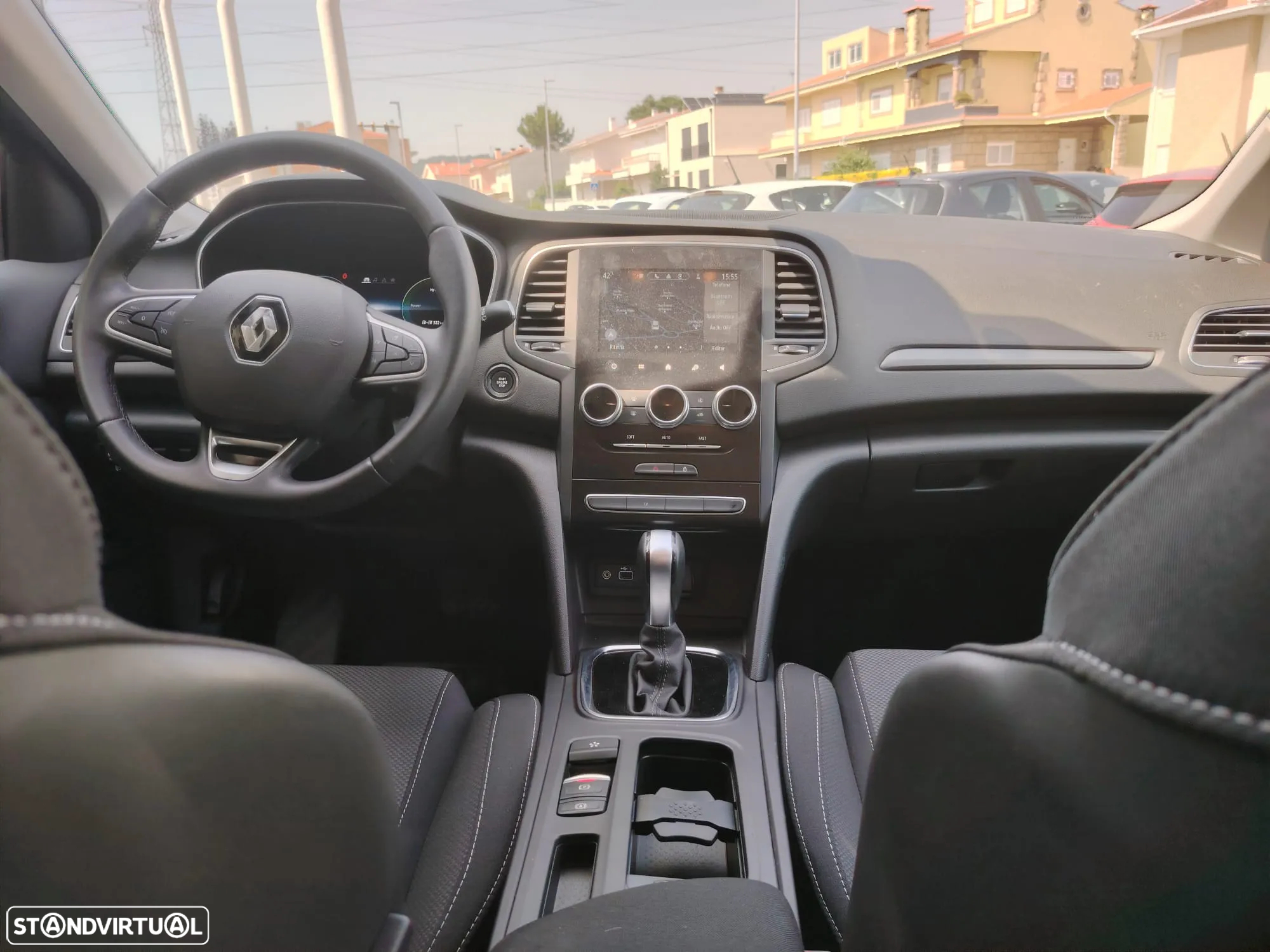 Renault Mégane Sport Tourer 1.6 E-Tech Plug-In Hybrid Equilibre - 3
