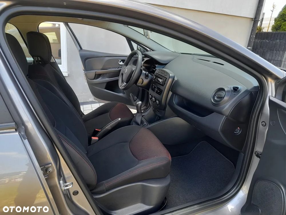 Renault Clio - 6