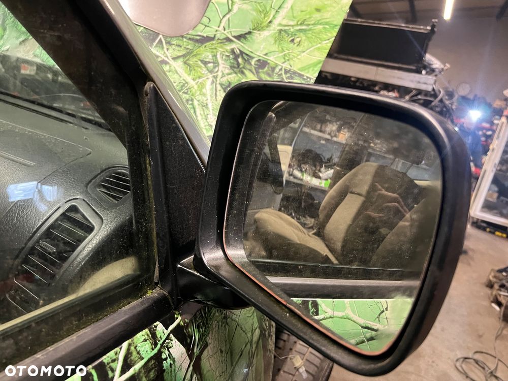 Lusterko lewe prawe elektryczne lift Nissan Terrano 2 - 2