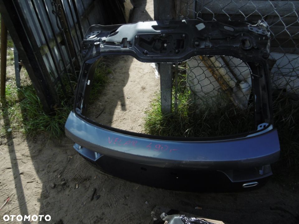 RANGE ROVER VELAR KLAPA TYŁ - 1
