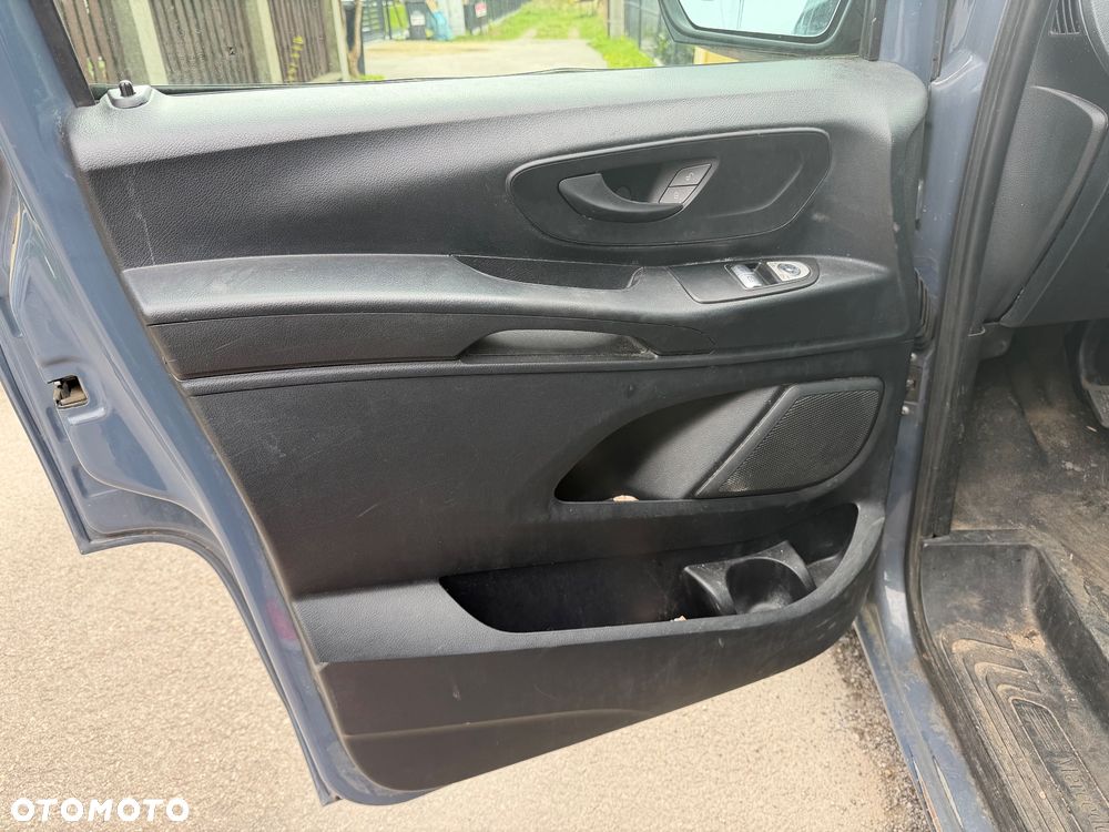 Mercedes-Benz Vito - 10