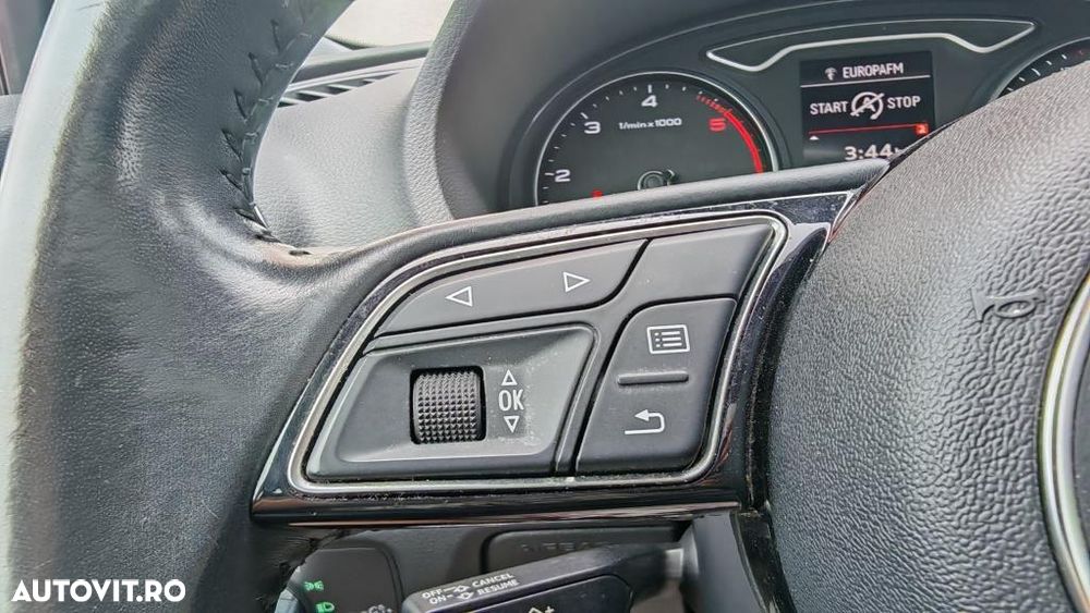 Audi A3 Sportback 2.0 TDI (clean diesel) S tronic S line Sportpaket - 24