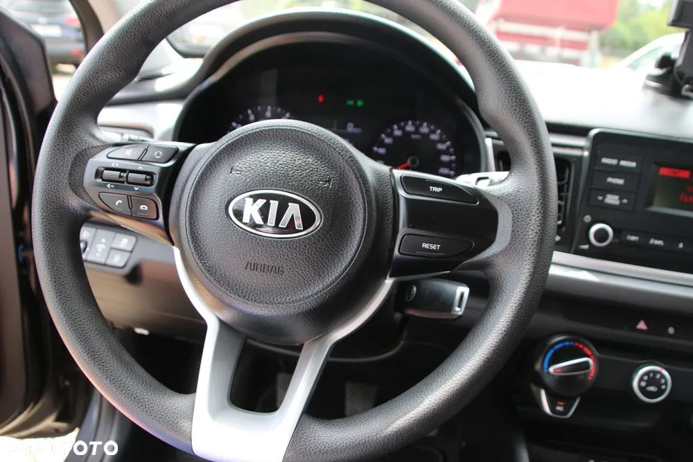 Kia Rio 1.2 Attract - 13