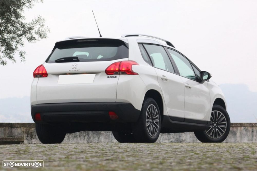 Peugeot 2008 1.4 HDi Allure - 4