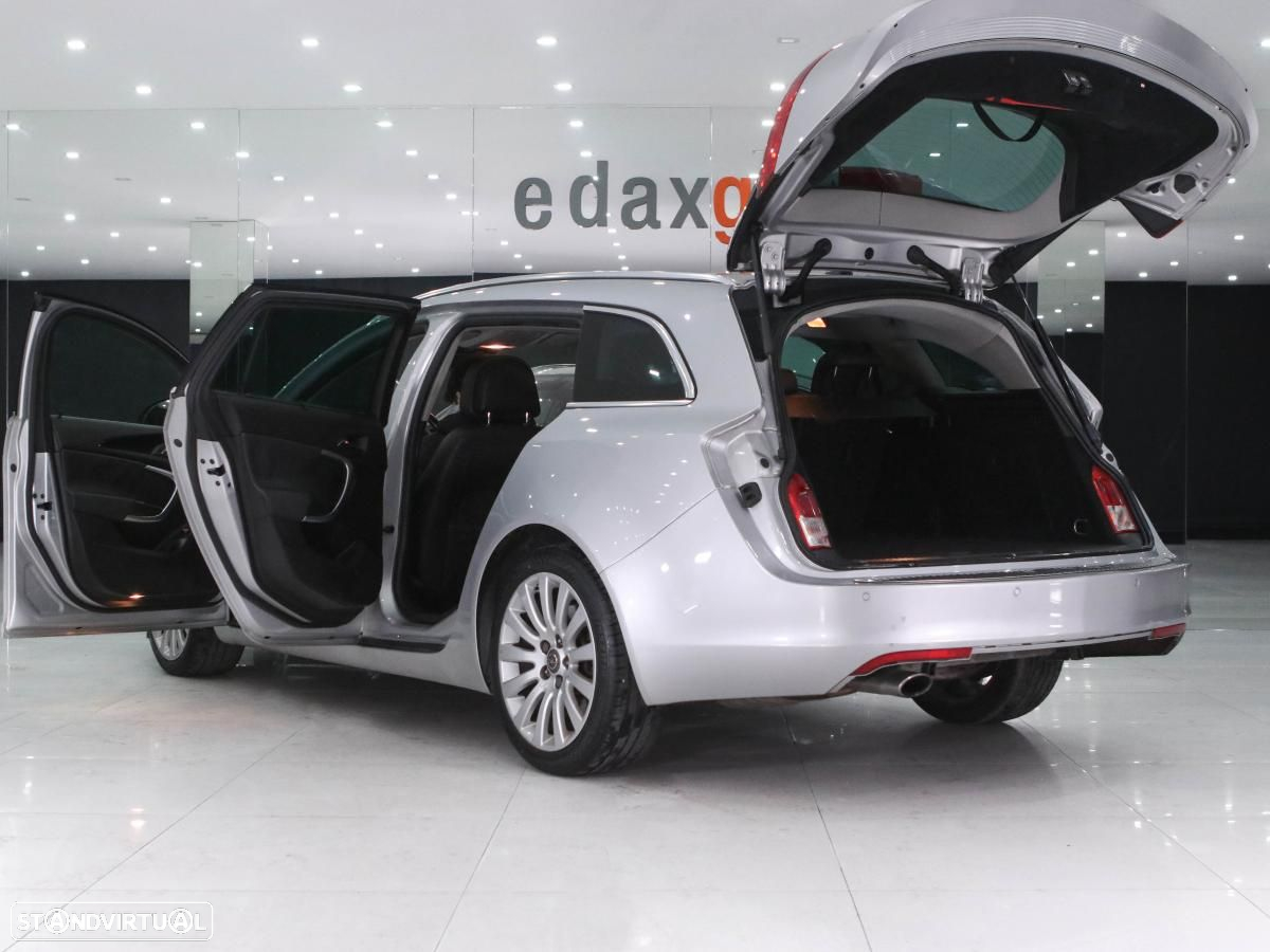 Opel Insignia Sports Tourer - 5