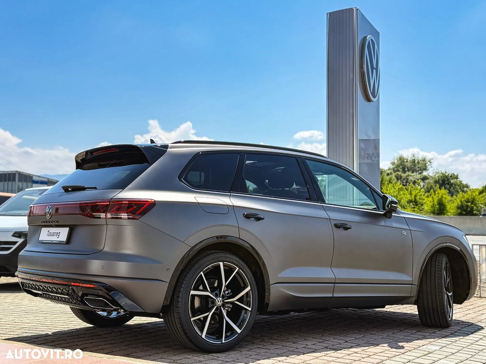 Volkswagen Touareg V6 TDI 4MOTION R-Line - 4