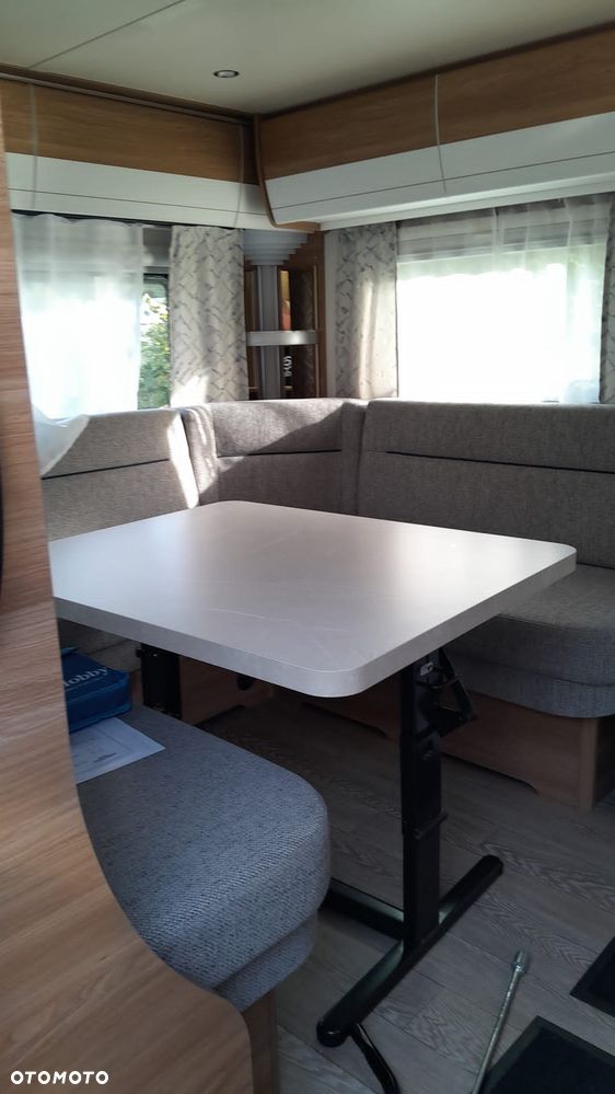 Hobby 515 UHL DE LUXE - 11