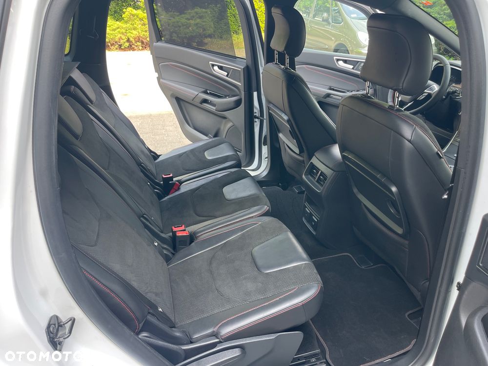 Ford S-Max - 26