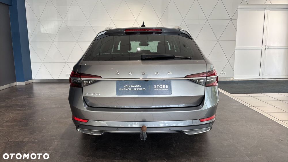 Skoda Superb 2.0 TDI SCR L&K DSG - 5