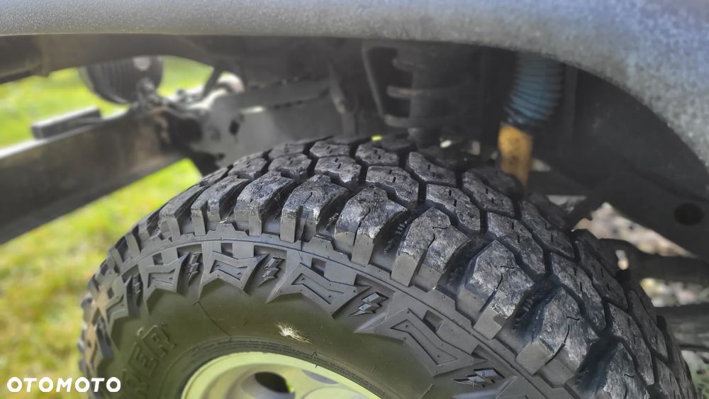 Jeep Wrangler - 8