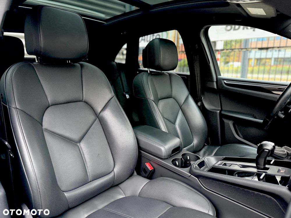 Porsche Macan T PDK - 25