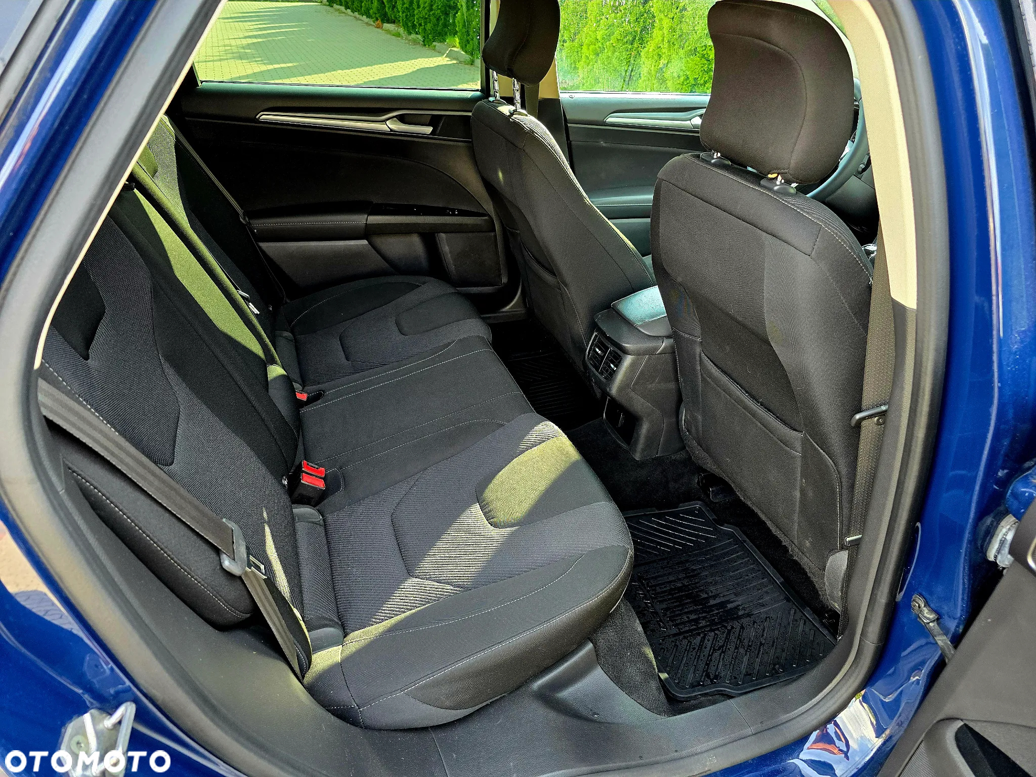 Ford Mondeo 2.0 TDCi Start-Stopp Titanium - 38