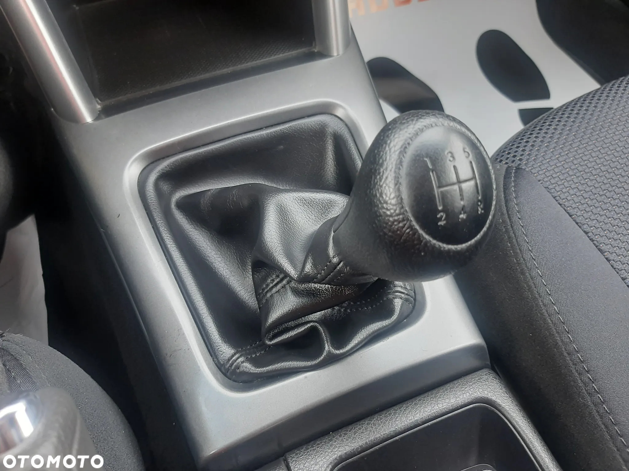 Subaru Forester 2.0i Exclusive - 27