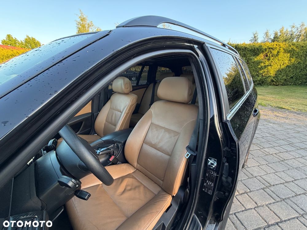 BMW Seria 5 525d - 9