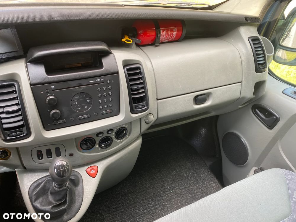 Opel Vivaro - 19