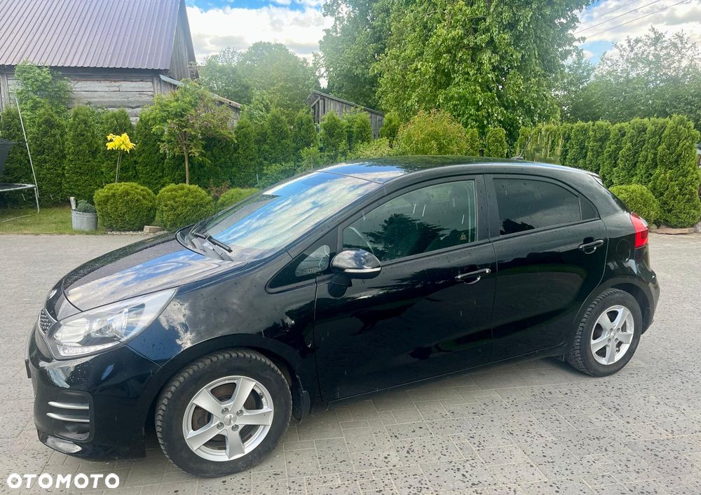 Kia Rio 1.4 Dream Team Edition - 3
