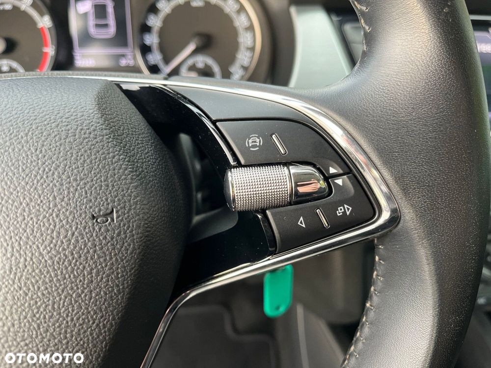 Skoda Fabia 1.0 TSI Ambition - 25
