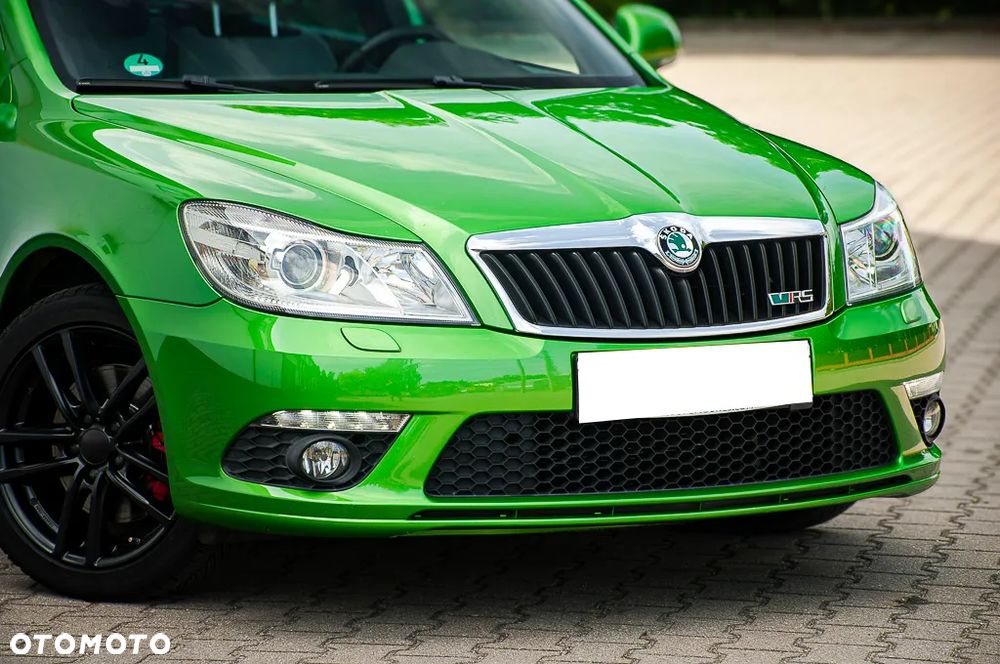 Skoda Octavia 2.0 TSI RS - 40