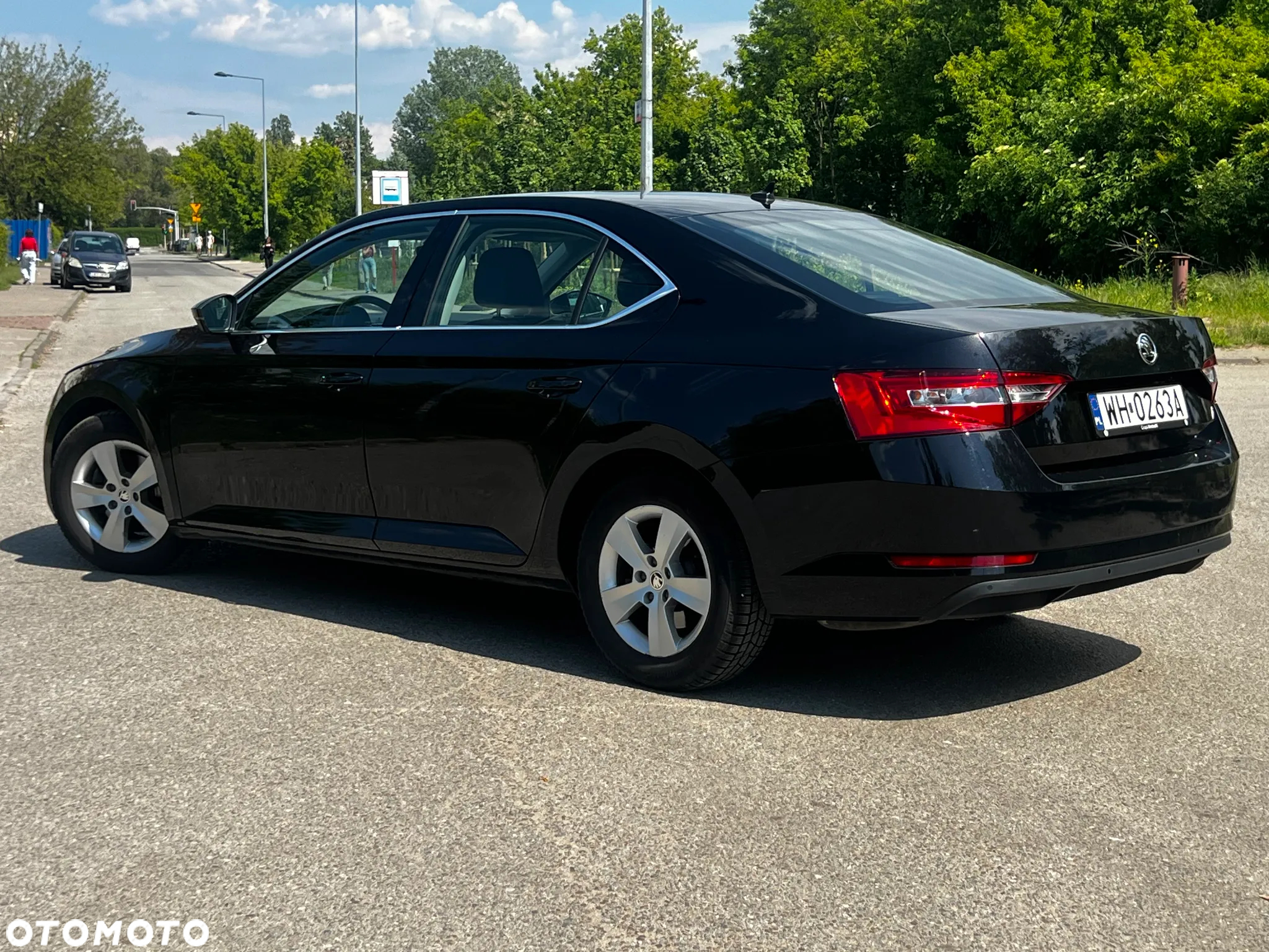 Skoda Superb 1.5 TSI ACT DSG Ambition - 6