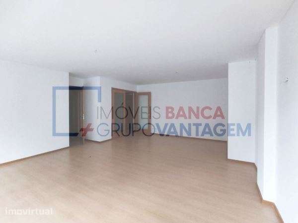Apartamento T3 C/Varanda - Maia - Grande imagem: 3/6