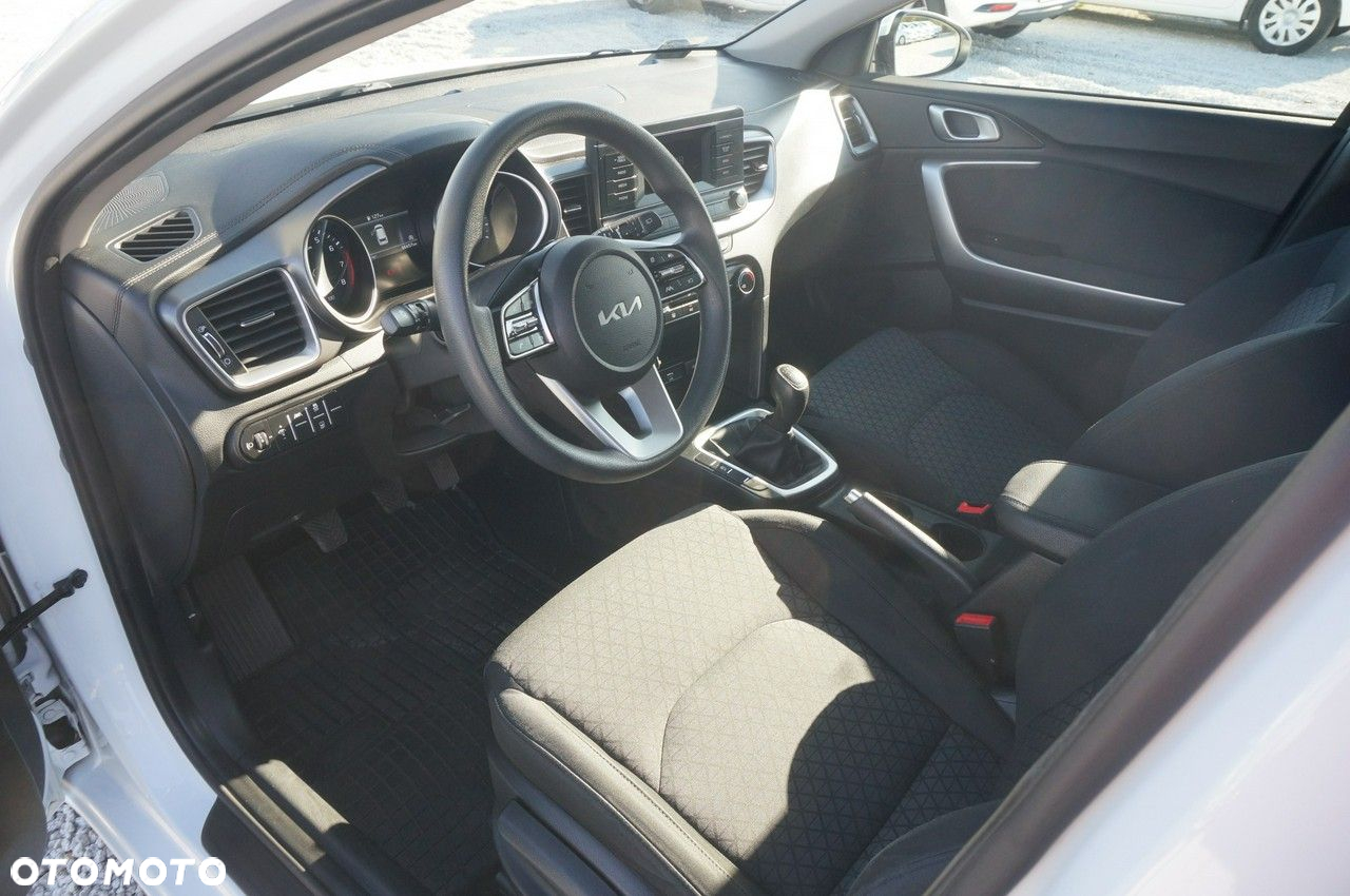 Kia Ceed - 20