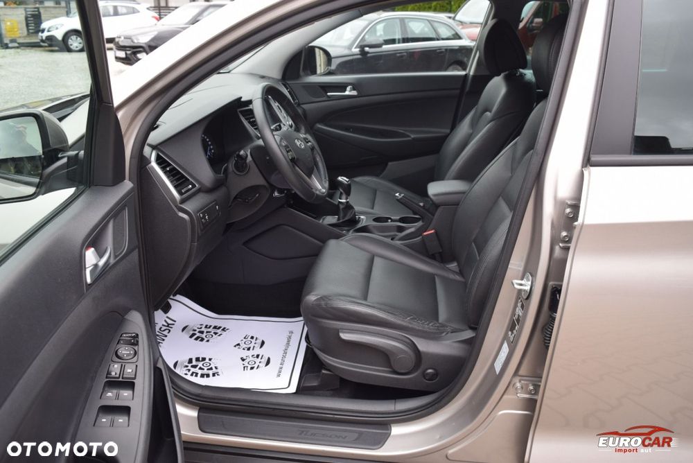 Hyundai Tucson 1.6 GDi Comfort 2WD - 10