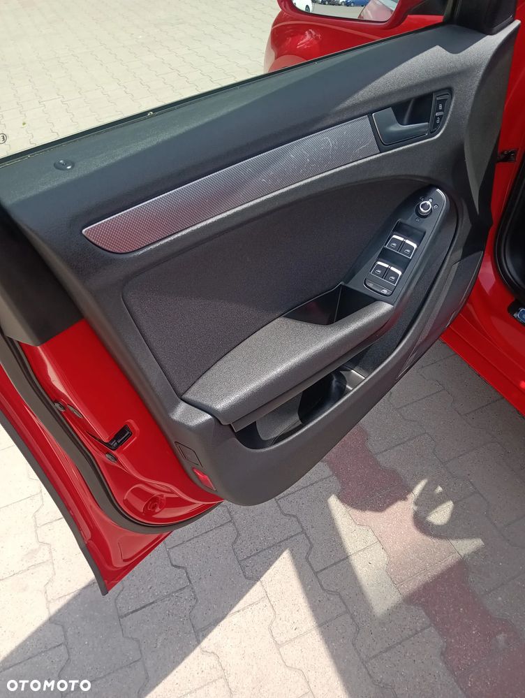 Audi A4 Avant 2.0 TDI quattro - 16