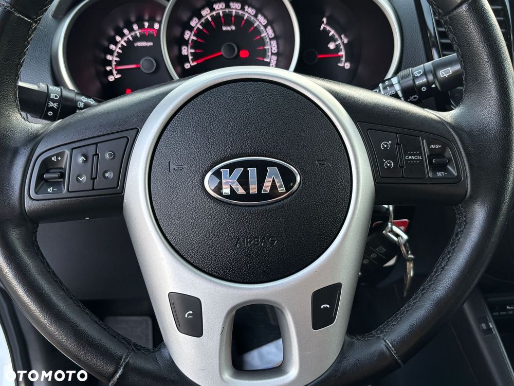 Kia Venga 1.4 CVVT Business Line - 16
