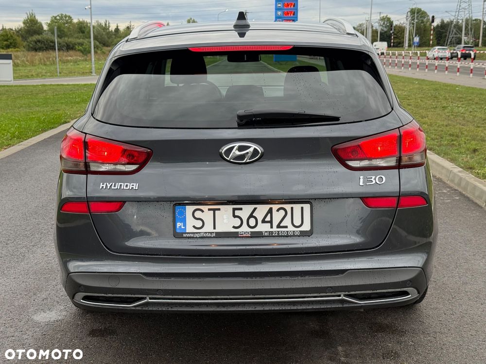 Hyundai i30 1.5 T-GDI 48V Smart - 4