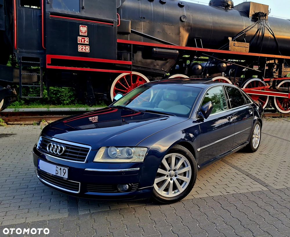 Audi A8 4.2 Quattro - 24