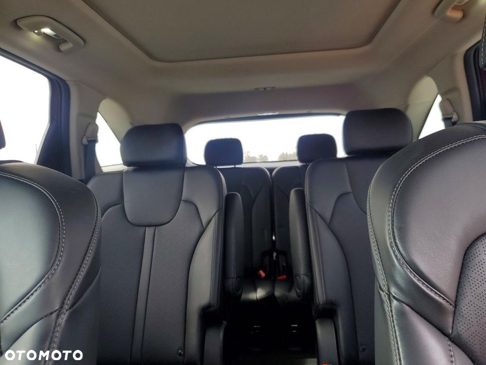 Kia Sorento - 12