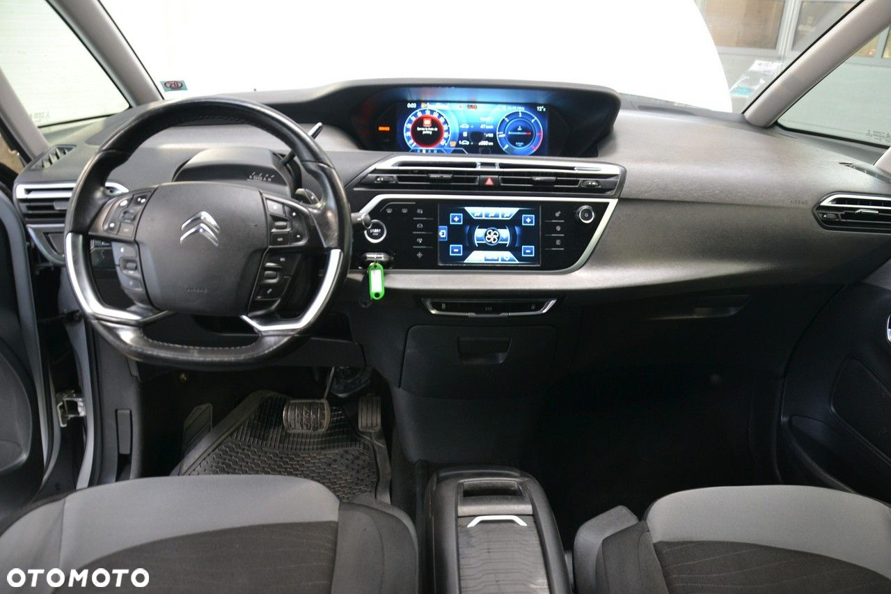 Citroën C4 Picasso - 19