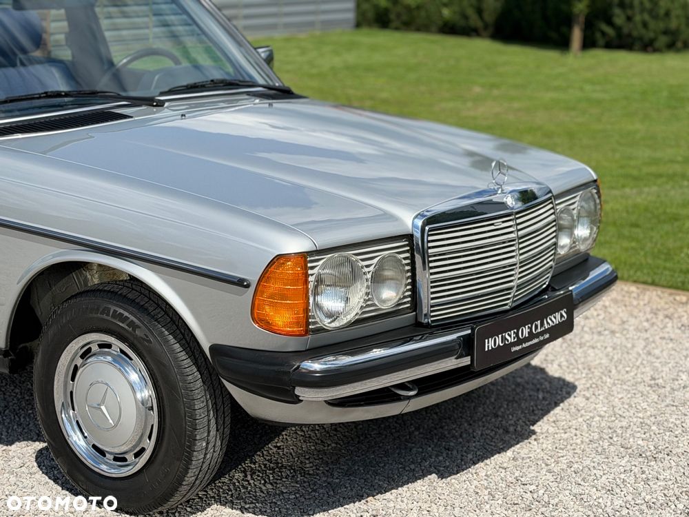 Mercedes-Benz W123 - 10