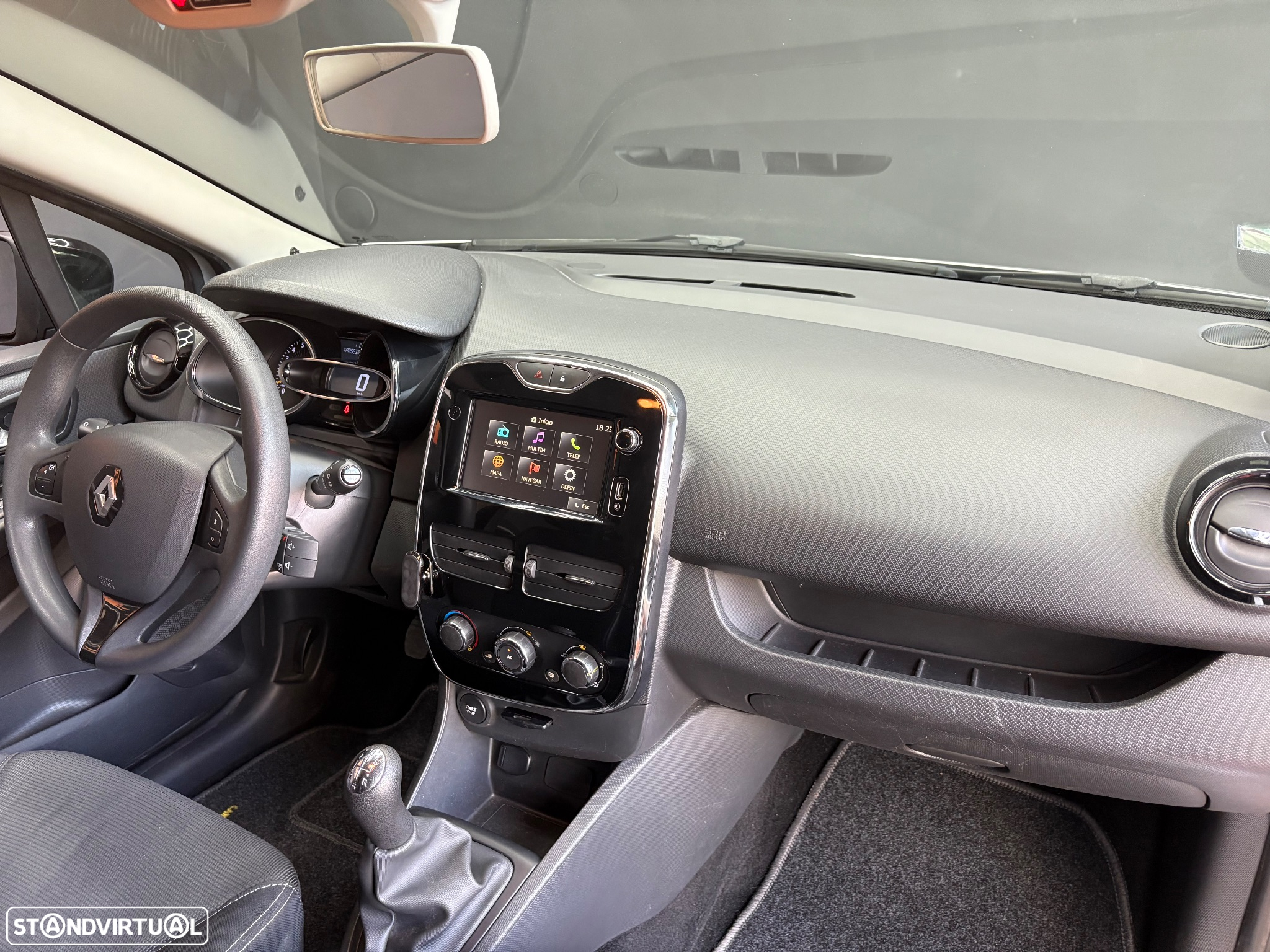 Renault Clio Sport Tourer 0.9 TCE Limited - 15