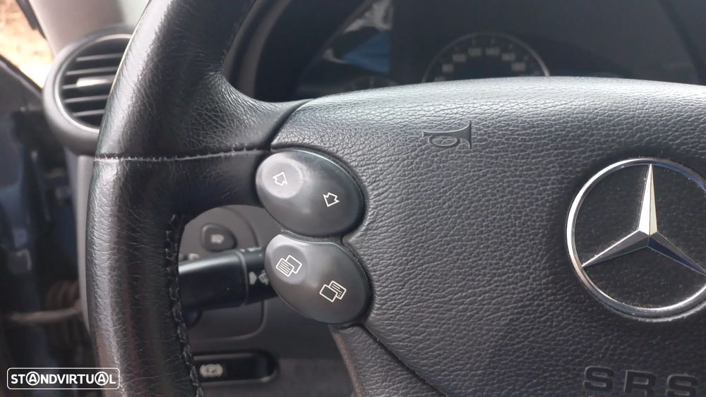 Mercedes-Benz CLK 270 Coupe CDI Avantgarde - 8