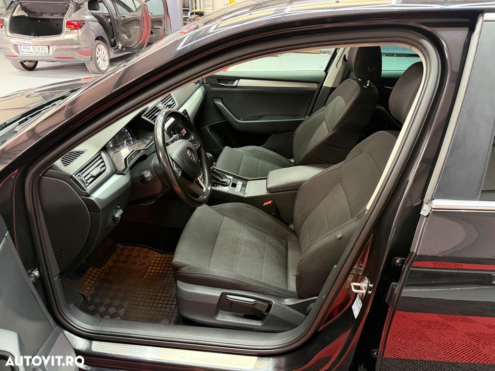 Skoda Superb 2.0 TDI DSG Style - 10