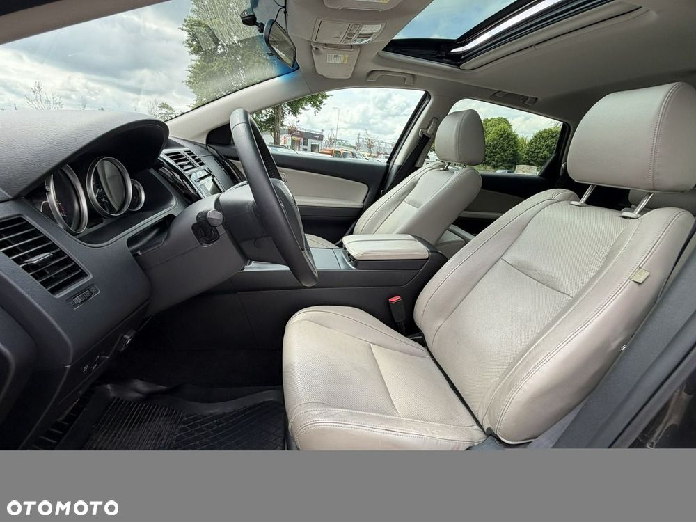 Mazda CX-9 - 15