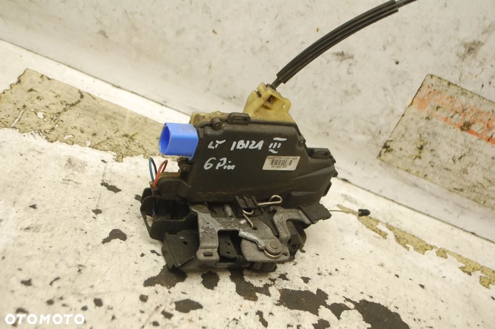 ZAMEK DRZWI LEWY TYŁ 6 PIN 3B4839015M LEON I OCTAVIA I VW PASSAT B5 GOLF IV BORA 3B4839015M VW POLO IV SKODA FABIA II - 18