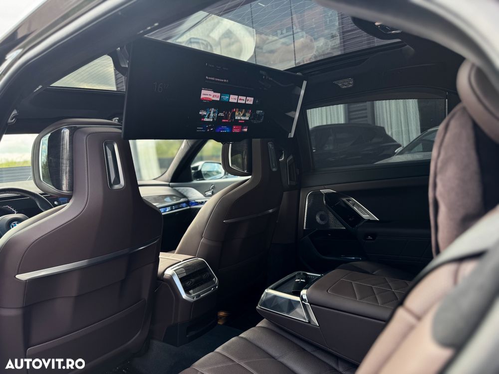 BMW Seria 7 - 24