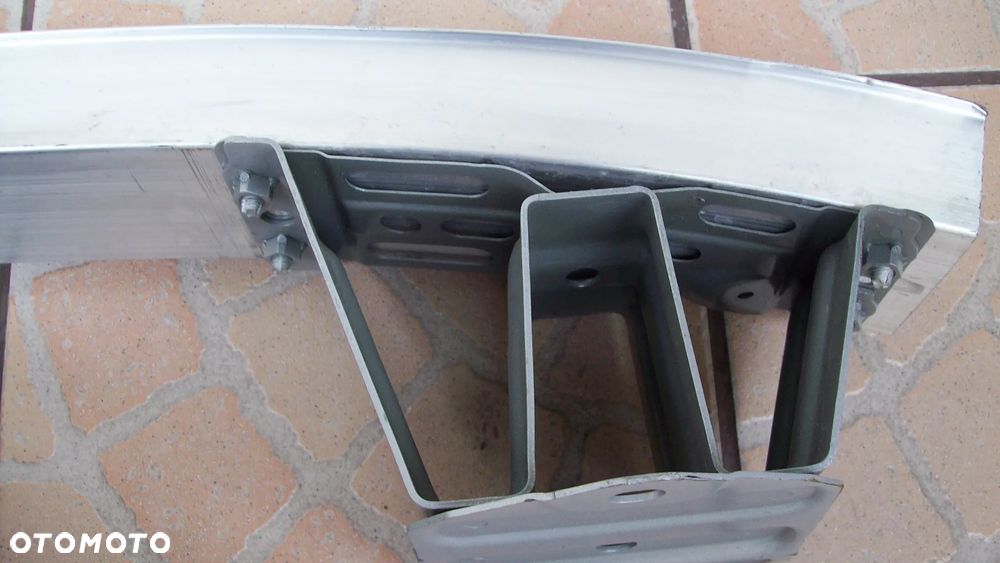 Zderzak tylny aluminiowy ze wspornikami - 3